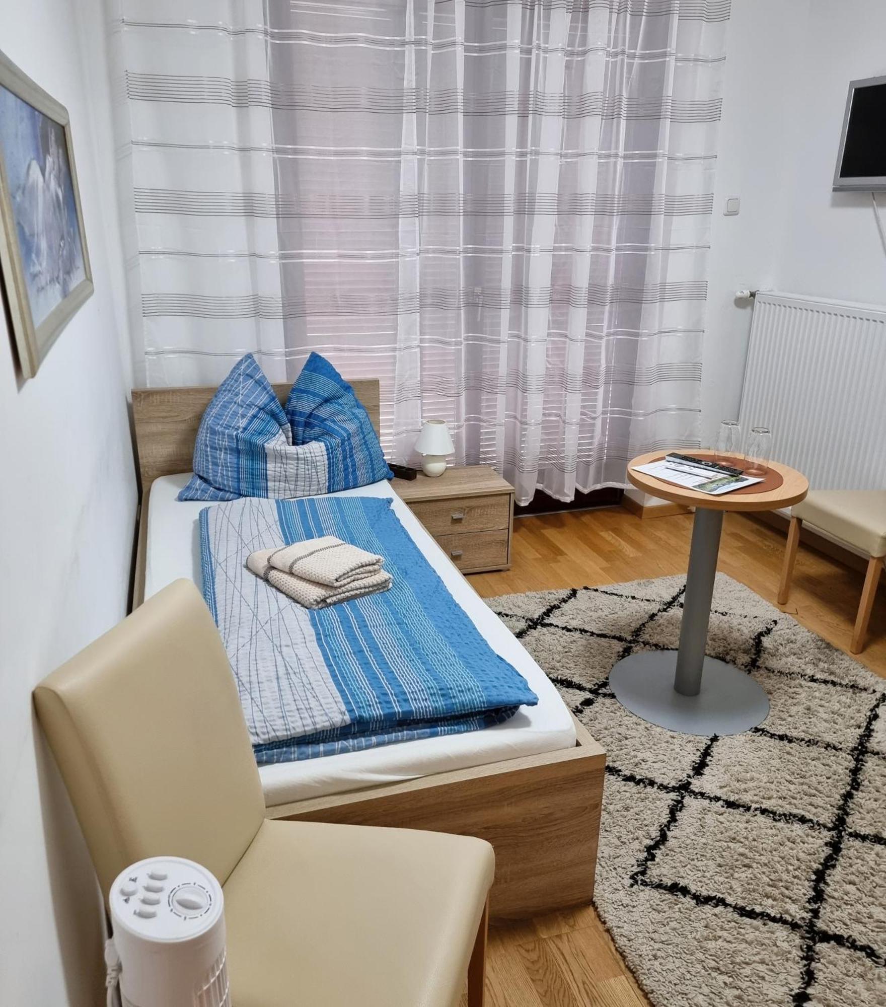 Gaestehaus Rettl Lavamünd Kamer foto